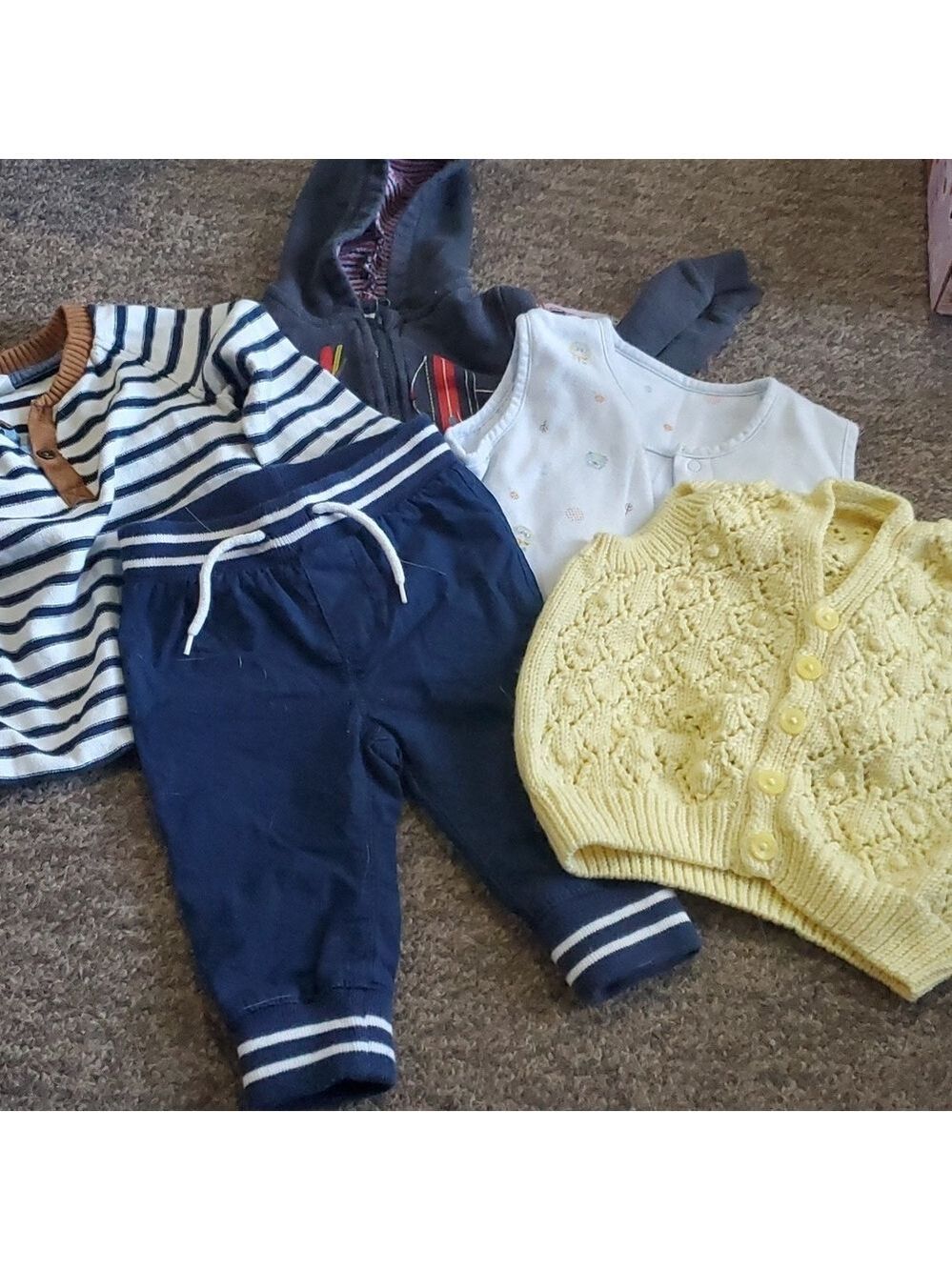 Boys clothes size 9 to 12 months